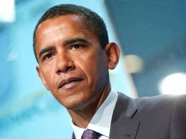 Barack Obama Scenie Demokratycznej Prezydenckiej Kampanii Adres Radzie Wykonawczej Nowym — Zdjęcie stockowe