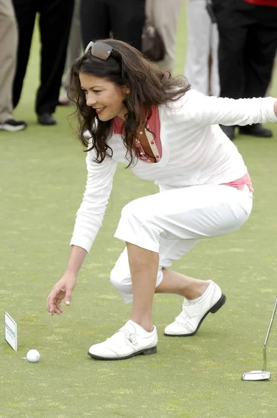 Catherine Zeta Jones Michael Douglas Friends Ünlü Golf Yararı Trump — Stok fotoğraf