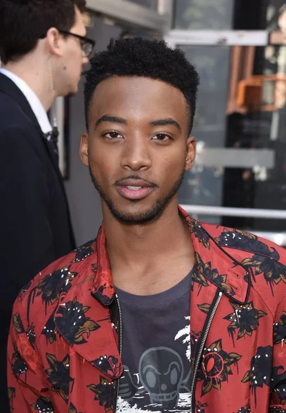 Algee Smith Out Promoting His Film Detroit Out Celebrity Candids — Stock Photo, Image