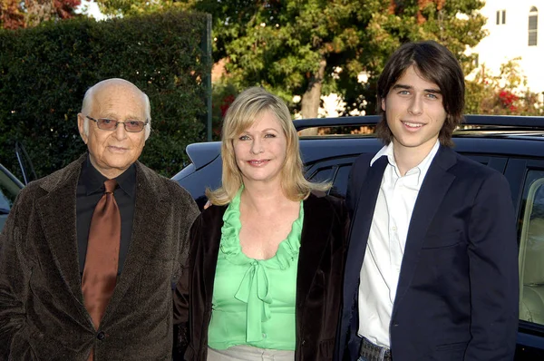 Norman Lear Lynn Ben Arrivals 15Th Annual Environmental Media Awards —  Fotos de Stock