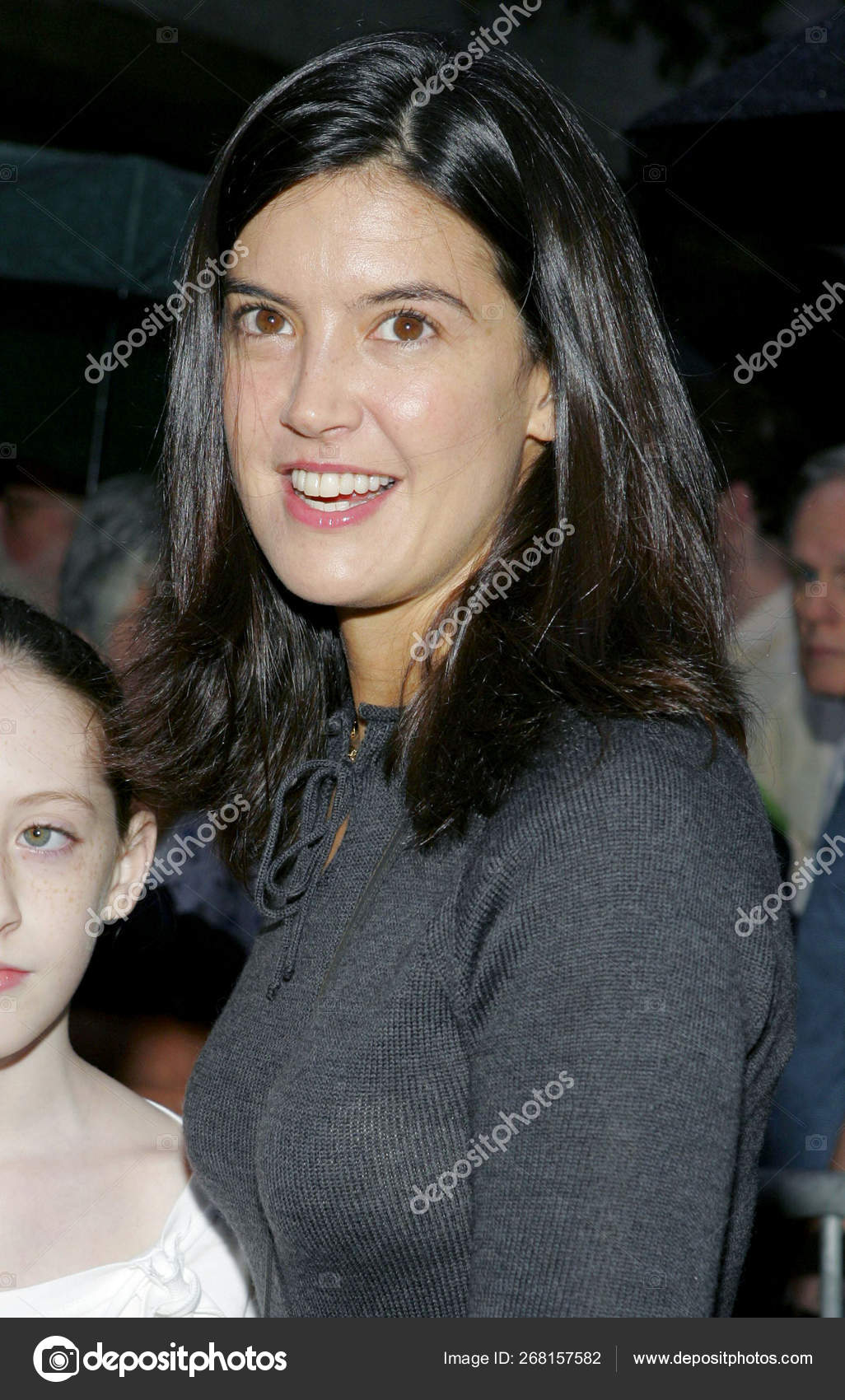 凯茨在抵达鱿鱼和鲸鱼纽约电影节首映爱丽丝图利霍尔林肯中心2005年9月26日照片来源Gregorio Binuya Getty Everett ——  库存社论照片©, image size:1026x1700