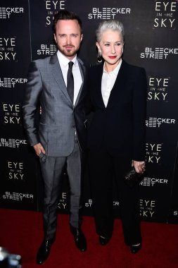 Aaron Paul, Helen Mirren Eye In The Sky Premiere için gelenler, Amc Loews Lincoln Square, New York, Ny Mart 9, 2016. Fotoğraf: Steven Ferdman / Everett Koleksiyonu