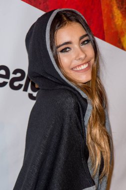 Madison Beer Desigual İlkbahar Yaz 2016 Fashion Show, Arc - Skylight At Moynihan Station, New York, Ny 10 Eylül 2015 için katılım. Fotoğraf: Steven Ferdman / Everett Koleksiyonu