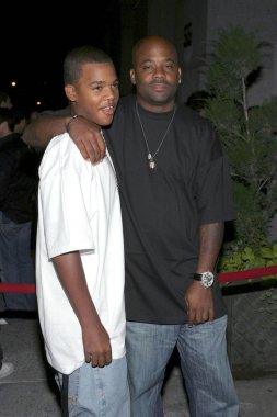 Ashton kutcher Demi Moore Guess Who Premiere için gelenler, Graumans Çin Tiyatrosu, Los Angeles, Ca, Pazar, Mart 13, 2005. Fotoğraf: Bob Freeman / Everett Koleksiyonu 