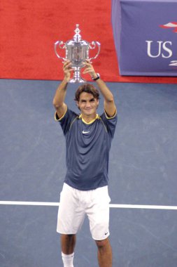 Roger Federer ABD Açık Tenis Şampiyonası Finalleri için katılım, Arthur Ashe Stadyumu, Flushing, Ny, Eylül 11, 2005. Fotoğraf: Rob Rich / Everett Koleksiyonu