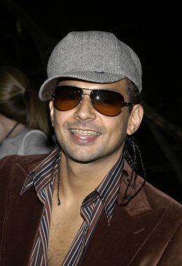Sean Paul Sharkspeare Park, Central Park Delacorte Tiyatrosu'nda Shark Tale prömiyeri geldi, New York, Eylül 27, 2004. (Fotoğraf: S.Sarac/Everett Collection)