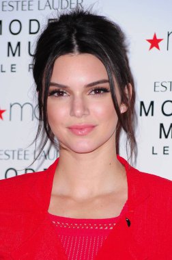 Kendall Jenner Macys and Estee Lauder için mağaza görünümünde Hoşgeldiniz Kendall Jenner için 'Modern Muse Le Rouge' Koku Lansmanı, Macy's Herald Square Alışveriş Merkezi, New York, Ny Eylül 18, 2015