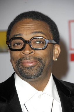 Spike Lee yayın Film Eleştirmenleri Derneği ' nin 12 yıllık eleştirmenler ' ' Choice Ödülleri, Santa Monica Civic Auditorium, Santa Monica, CA, 12 Ocak 2007 için gelenler. Fotoğraf: Michael Germana/Everett Collection