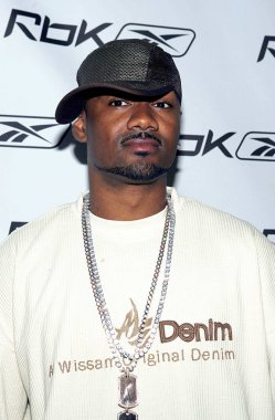 Büyük Tigga RBK Allen ıvermek için gelenler cevap IX Basketbol Ayakkabı lansmanı, kanal odası, New York, NY, Ekim 17, 2005. Fotoğraf: Gregorio Binuya/Everett Collection