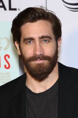 Jake Gyleenhal 2017 Tribeca Film Festivali'nde Hondros Premiere için gelenler, Cinepolis Chelsea, New York, Ny Nisan 21, 2017. Fotoğraf: John Nacion / Everett Koleksiyonu