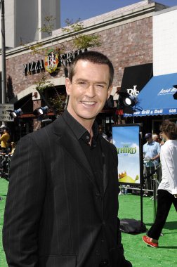 Rupert Everett DreamWorks için gelenler ' ' Premiere Shrek Third, Mann ' 's Village Theatre Westwood, Los Angeles, CA, Mayıs 06, 2007. Fotoğraf: Michael Germana/Everett Collection