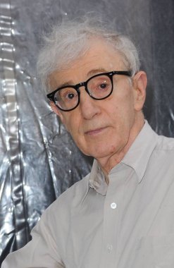 Woody Allen, Cafe Society Premiere, The Paris Theater, New York, Ny July 13, 2016 için geliyor. Fotoğraf: Kristin Callahan / Everett Koleksiyonu