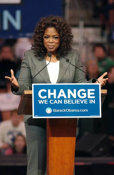 Oprah Winfrey Présent Barack Obama Campaign Rally Democratic Presidential Primary — Photo