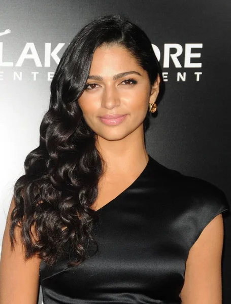 Camila Alves Při Příjezdu Lincoln Advokáty Premiere Arclight Hollywood Los — Stock fotografie