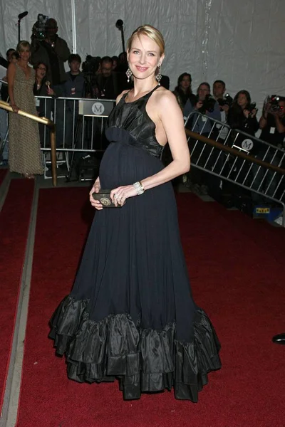 Naomi Watts Wearing Zac Posen Arrivals Poiret King Fashion Metropolitan — Stock Photo, Image