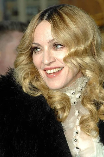 Madonna Vid Ankomst För Särskilda Screening Arthur Och Invisibles För — Stockfoto