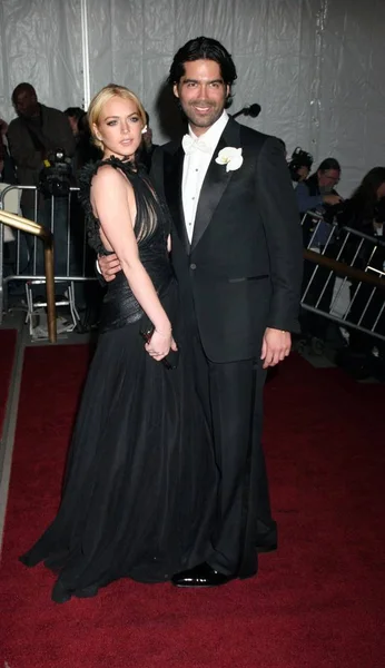 Lindsay Lohan Con Zac Posen Brian Atwood Llegada Poiret King — Foto de Stock