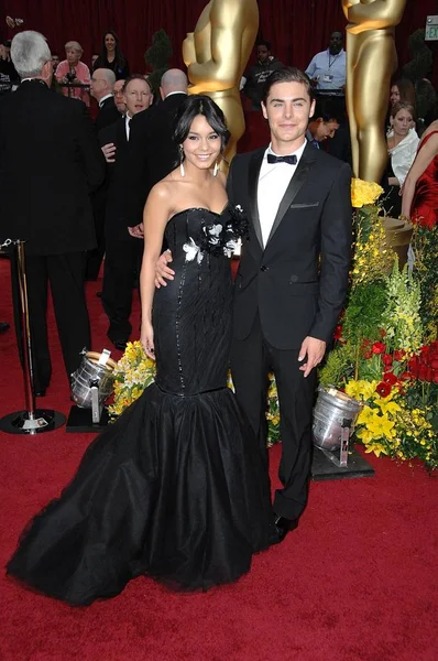 Vanessa Hudgens Zac Efron Chegadas Para 81St Annual Academy Awards — Fotografia de Stock