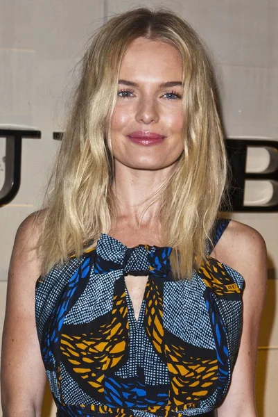 Kate Bosworth Vid Ankomst För Burberry Body Doft Launch Party — Stockfoto