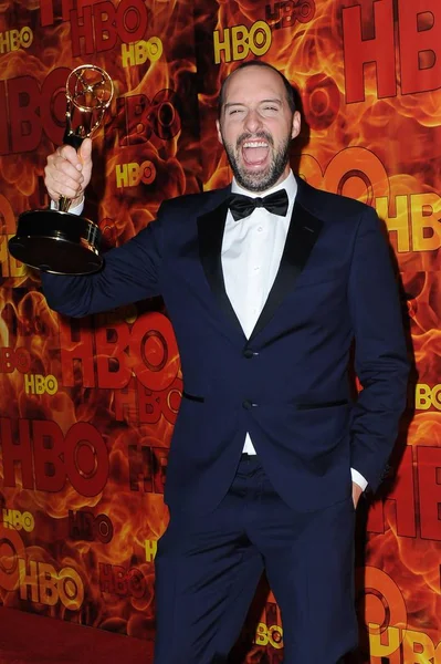 Tony hale HBO sonrası için parti-Emmy Ödülleri Resepsiyon 2015-Part 2, Plaza Pasifik Tasarım Merkezi, Los Angeles, CA Eylül 20, 2015. Fotoğraf: Sara Cozolino/Everett Collection