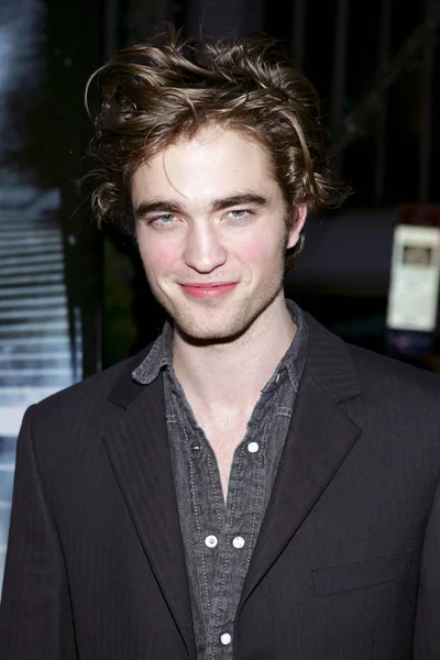 Robert Pattinson Przybyłych Harry Potter Goblet Ognia Premiera Ziegfeld Theatre — Zdjęcie stockowe