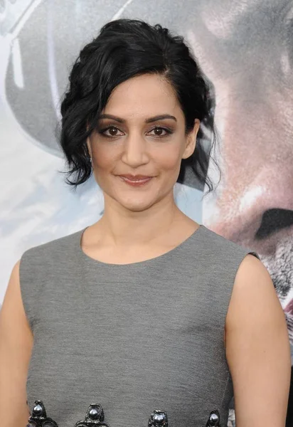 Archie Panjabi Las Llegadas Para Estreno San Andreas Tcl Chinese — Foto de Stock