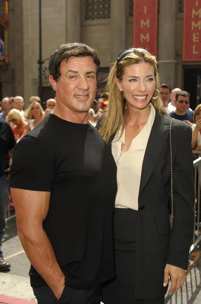 Sylvester Stallone Jennifer Flavin Vid Induktions Ceremonin För Star Hollywood — Stockfoto