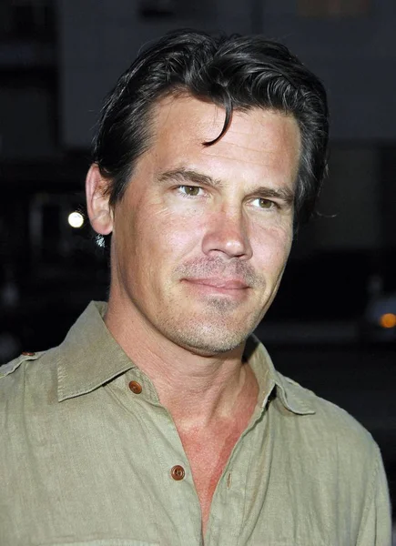 Josh Brolin Ved Ankomst Til Los Angeles Screening Sicko Dokumentaren – stockfoto