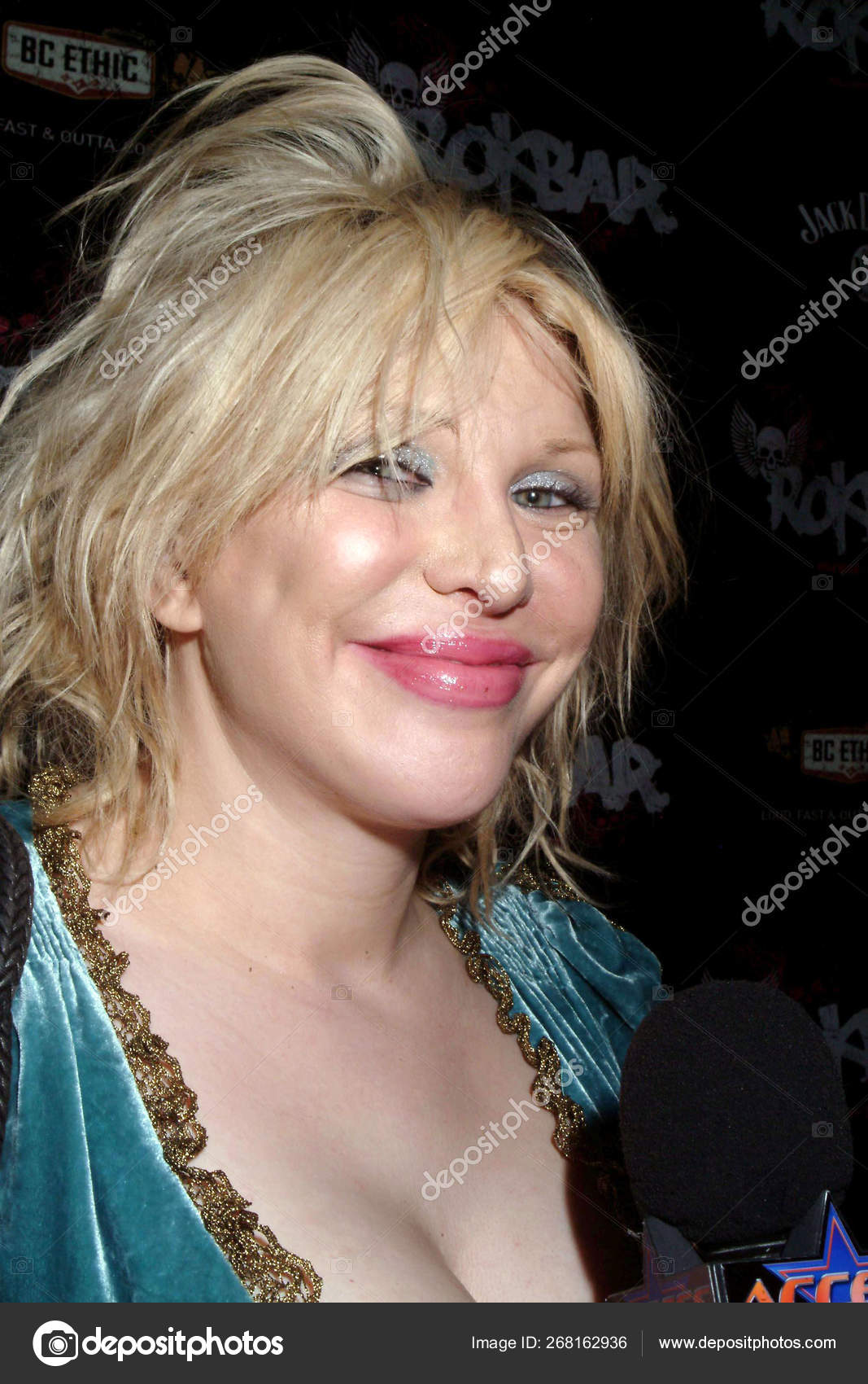 Courtney love recent photos