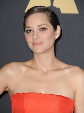 Marion Cotillard 2014 Governors Ödülleri için gelen gelen ampas, Ray Dolby Ballroom Hollywood ve Highland Center, Los Angeles, Ca Kasım 8, 2014 ev sahipliğinde. Fotoğraf: David Longendyke / Everett Koleksiyonu