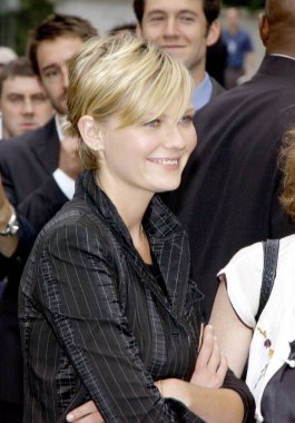 Aktris Kirsten Dunst Amerikan Doğa Tarihi Müzesi'nde Yarından Sonra Gün galasında geldi, New York, Ny, Mayıs 24, 2004
