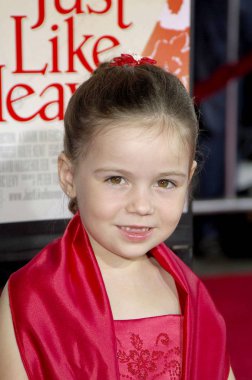 Just Like Heaven Premiere, Grauman Çin Tiyatrosu, Los Angeles, Ca, 08 Eylül 2005 için gelenler de Alyssa Shafer. Fotoğraf: Michael Germana / Everett Koleksiyonu