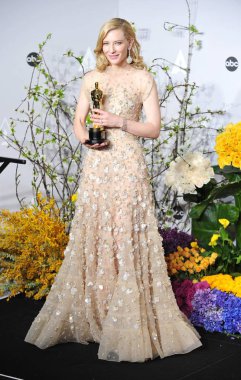 Cate Blanchett (bir Armani Prive elbisesi giyen), 86th yıllık Akademi Ödülleri için basın odasında önde gelen bir rol bir aktris tarafından En Iyi performans-basın odası 2-Oscars 2014, Hollywood ve Highland Center, Los Angeles, CA Mar 'da Dolby Theatre