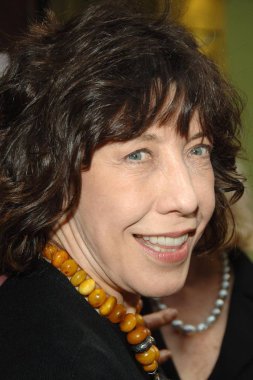 Lily Tomlin bir Prairie Home Companion Premiere için gelenler-Bölüm 2, yönetim Guild of America (DGA) Tiyatrosu, New York, NY, Haziran 04, 2006. Fotoğraf: George Taylor/Everett Collection