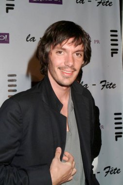 Lukas Haas, Shane West ve Eric Podwall Için Birthday Bash için gelenler, Eric Podwall, Los Angeles, CA, Cumartesi, Haziran 18, 2005 ev. Fotoğraf: Tony Gonzalez/Everett Collection