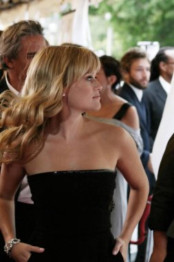 32 Yıllık Toronto Uluslararası Film Festivali'nde Rendition Dünya Prömiyeri için gelenler Reese Witherspoon, Roy Thomson Hall, Toronto, Kanada, On, Eylül 07, 2007. Fotoğraf: Myra /Everett Collection