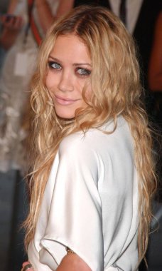 Mary Kate Olsen Yıllık Cfda Moda Ödülleri, New York Halk Kütüphanesi, New York, Ny, 04 Haziran 2007 25 yıldönümü için gelenler. Fotoğraf: Kristin Callahan / Everett Koleksiyonu