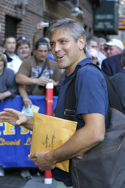 George Clooney Érkezések Late Show David Letterman Sullivan Theater New — Stock Fotó