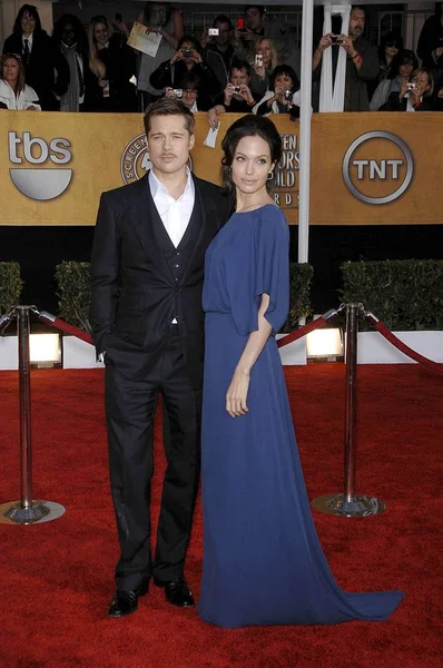 Brad Pitt Angelina Jolie Wearing Max Azria Gown Arrivals Arrivals — Stock Photo, Image