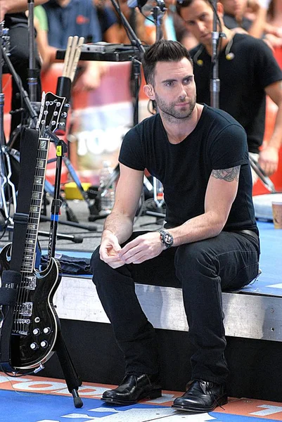 Adam Levine Maroon Escenario Para Nbc Today Show Concert Con — Foto de Stock