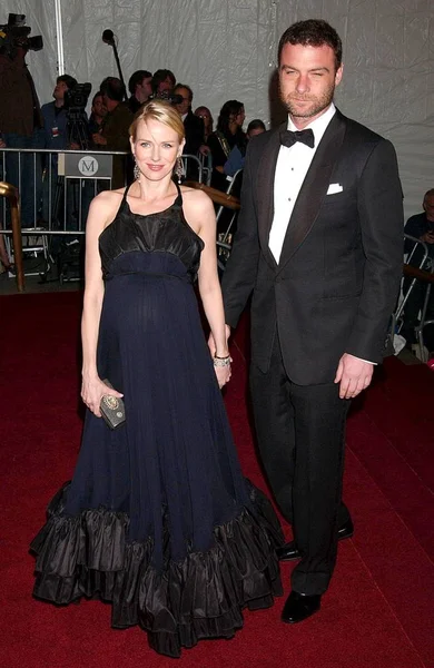 Naomi Watts Usando Zac Posen Liev Schreiber Las Llegadas Para — Foto de Stock