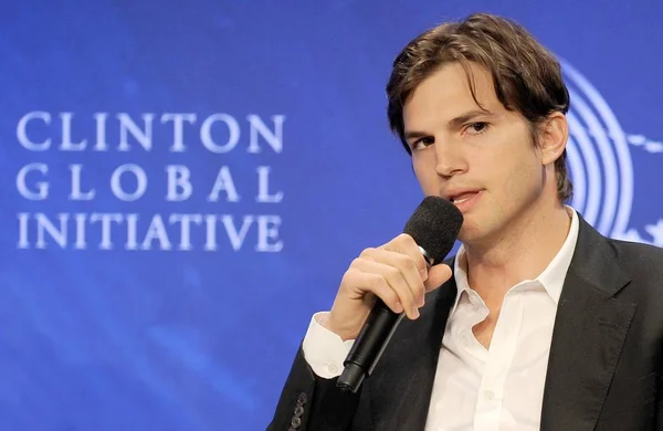 Ashton Kutcher Attendance Annual Clinton Global Initiative Cgi New York — стоковое фото