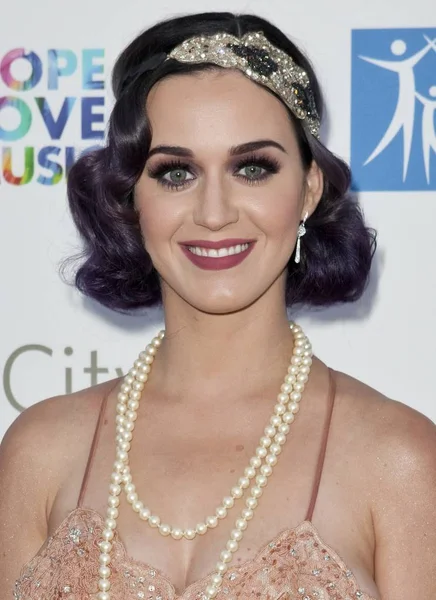 Katy Perry Arrival City Hope Spirit Life Award Gala Geffen — Stockfoto