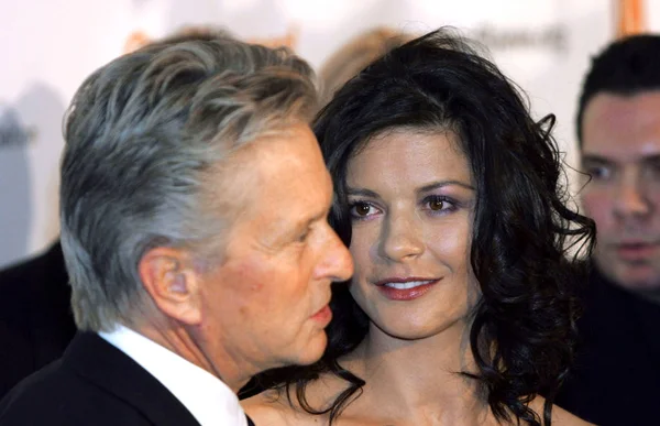 Catherine Zeta Jones Michael Douglas Érkezések Christopher Reeve Alapítvány Mágikus — Stock Fotó