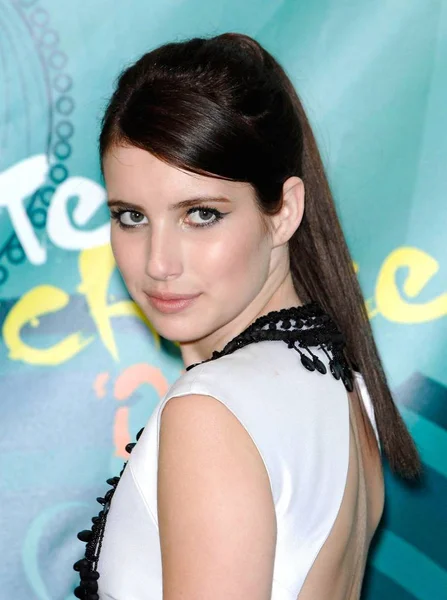 Emma Roberts in the press room for Teen Choice Awards - PRESS ROOM, Gibson Amphitheatre at Universal CityWalk, Los Angeles, CA August 9, 2009. Photo By: Michael Germana/Everett Collection