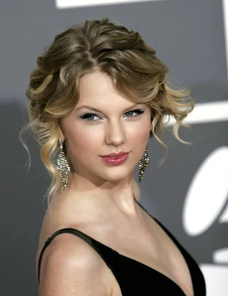 Taylor Swift Στις Αφίξεις Για Αφίξεις Ετήσια Βραβεία Γκράμι Κέντρο — Φωτογραφία Αρχείου