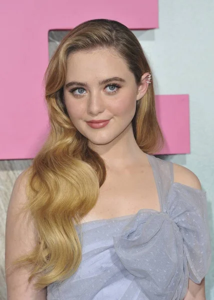 Kathryn Newton Agli Arrivi Big Little Lies Premiere Hbo Tcl — Foto Stock