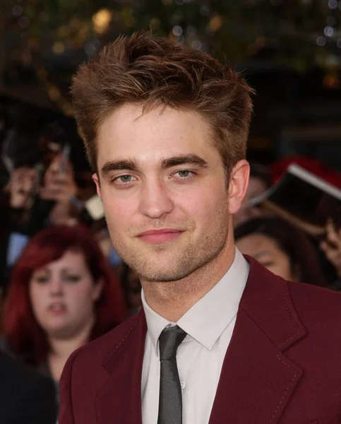 Robert Pattinson Bei Der Anreise Zur Dämmerungssaga Eclipse Premiere Nokia — Stockfoto