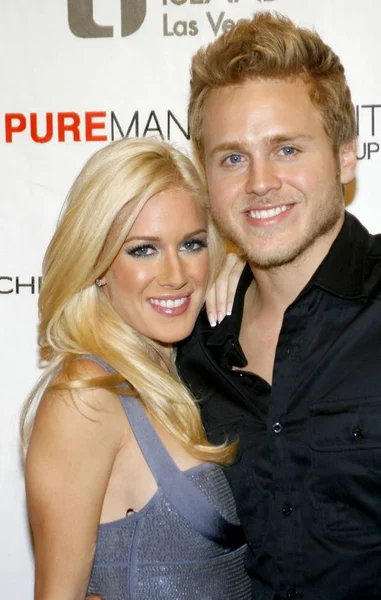 Heidi Montag, Spencer Pratt Heidi Montag 22 Doğum Günü Partisi, Christian Audigier Treasure Island Gece Kulübü için gelenler, Las Vegas, Nv, Eylül 20, 2008. Fotoğraf: James Atoa / Everett Koleksiyonu