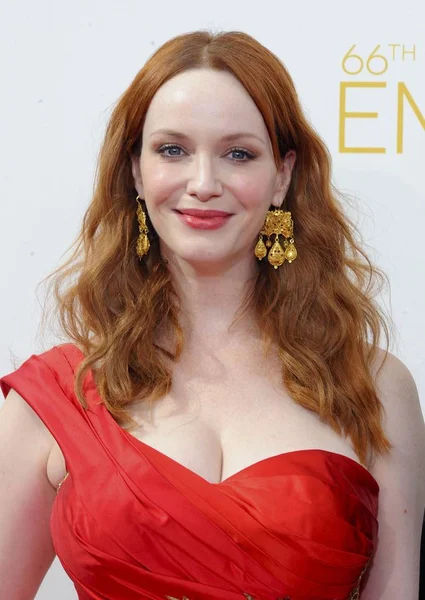 Christina Hendricks Aux Arrivées Pour Les 66E Primetime Emmy Awards — Photo